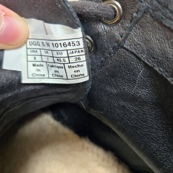 UGG® Moreau Casual Boots for Men - Picture 6 of 7